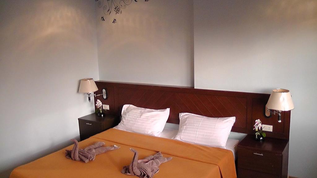 فندق Feng Shui House Patong الغرفة الصورة